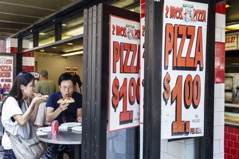 Famed NYC pizzeria 2 Bros. no longer serving $1 slices: reports